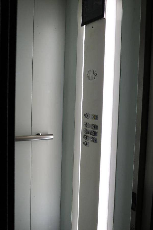 Fantastico Apartamento Junto A La Estacion Málaga Eksteriør bilde