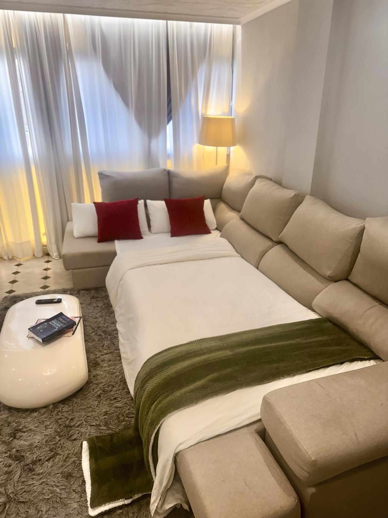 Fantastico Apartamento Junto A La Estacion Málaga Eksteriør bilde